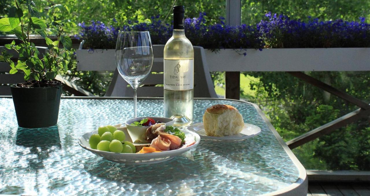 Chanterelle Inn & Cottages Baddeck Inlet 외부 사진