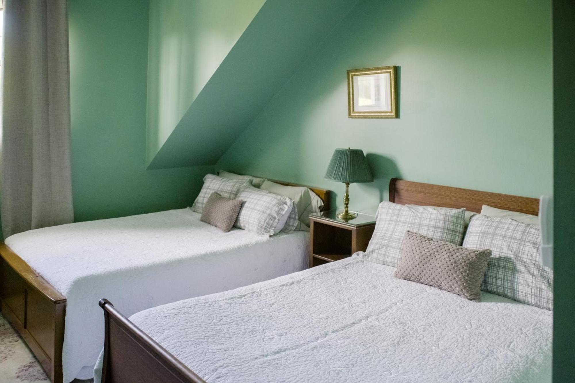 Chanterelle Inn & Cottages Baddeck Inlet 외부 사진